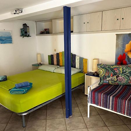 Studio In Old Town Of Mytilene Apartment Exterior photo